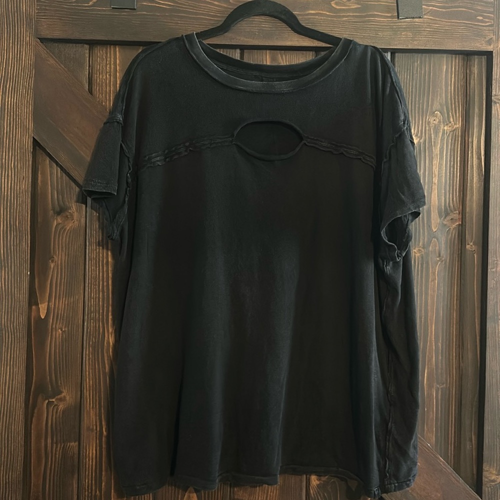 We The Free CutOut Boxy Tee (M)